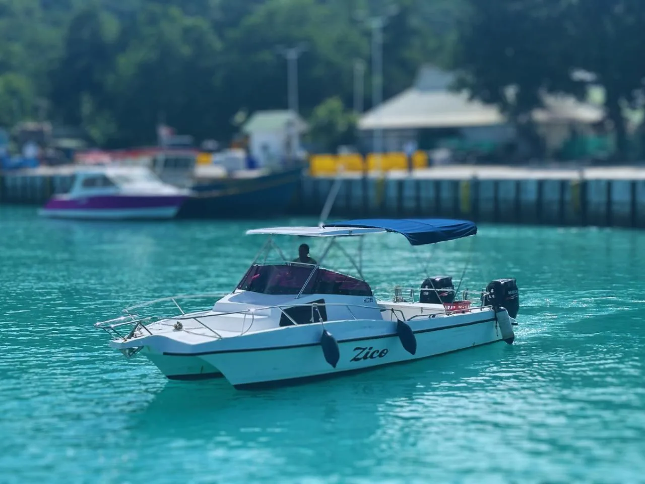 Traslado privado de La Digue a la isla Silhouette en barco (solo ida)