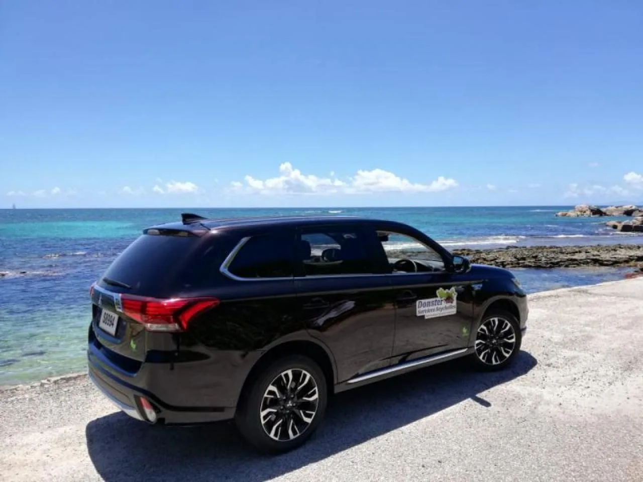Transfer from Coco de Mer/Black Parrot to Praslin Jetty