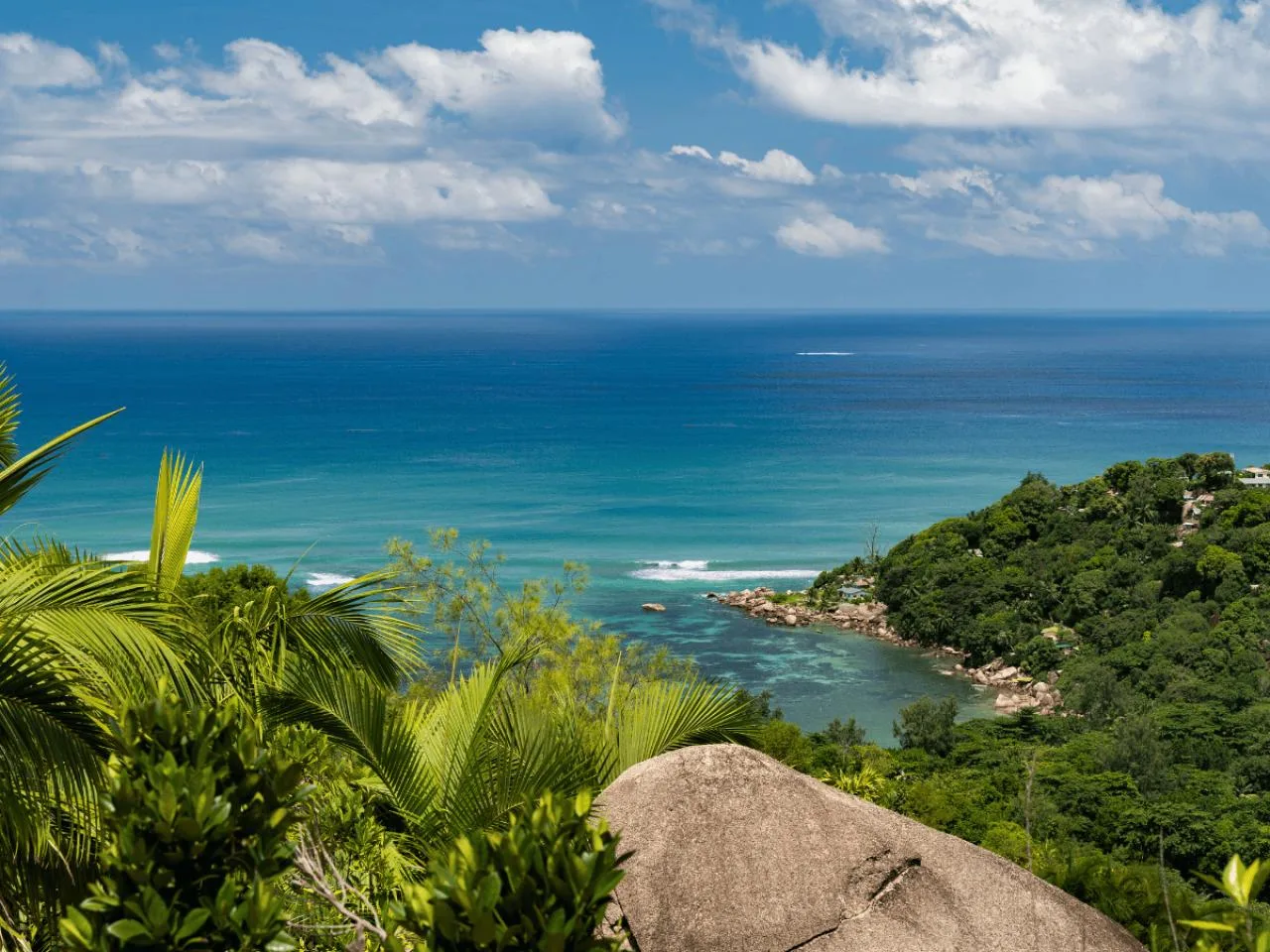 1-Hour Fond Ferdinand Tour in Praslin: Experience Nature's Beauty!