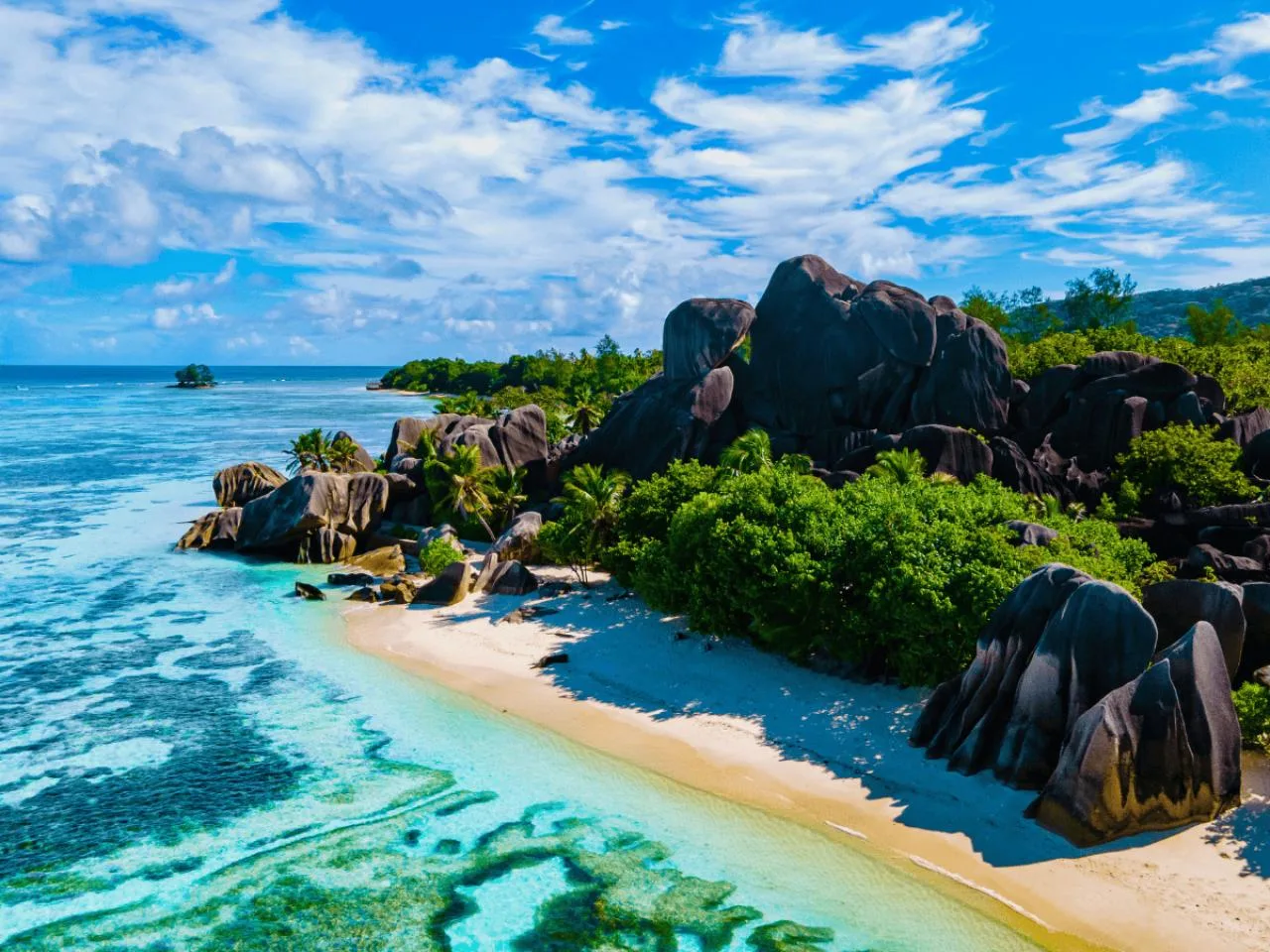 Tour di un giorno intero all'isola di La Digue da Praslin Island