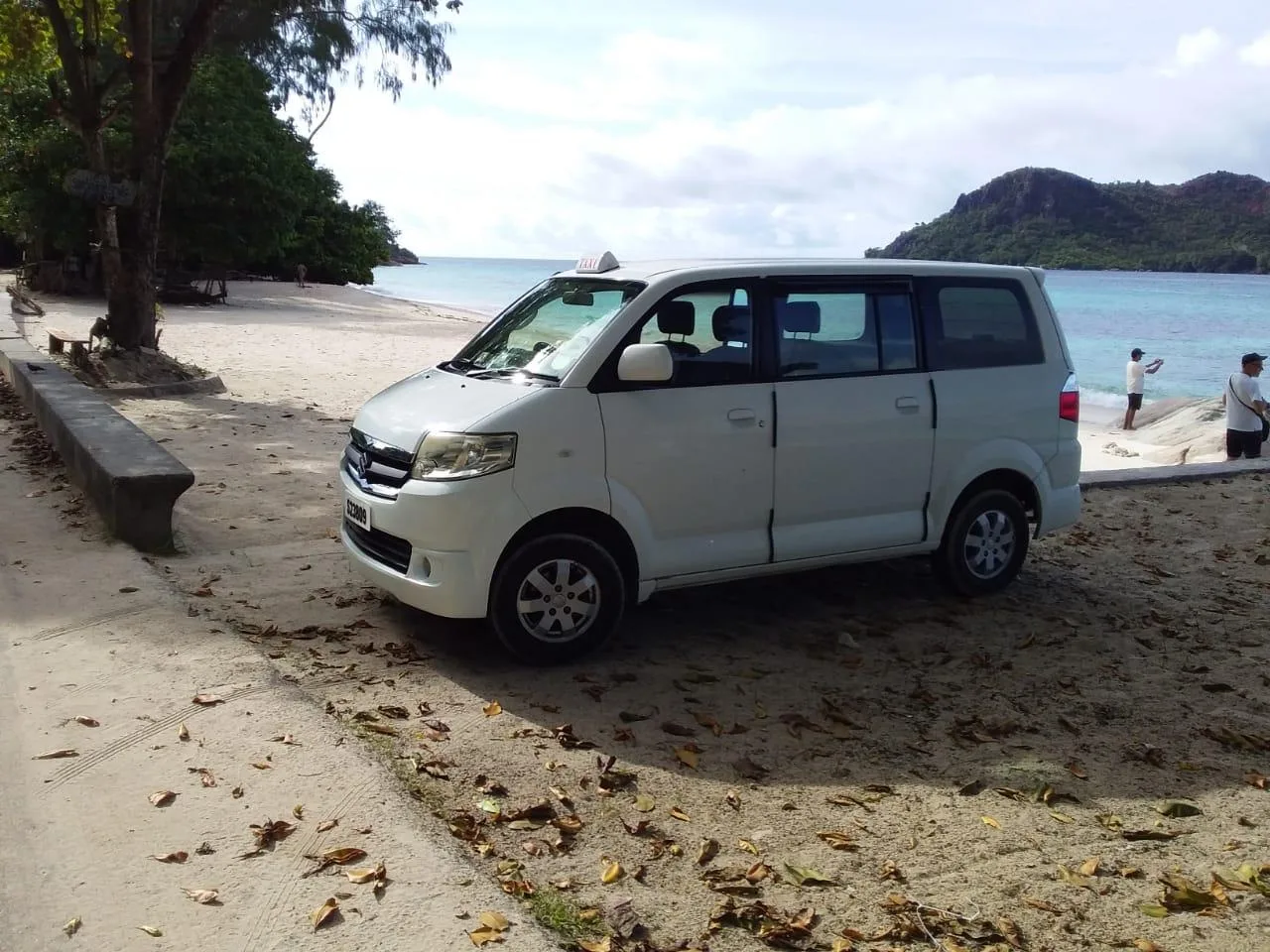 Transfer from the Airport to Cote Dor