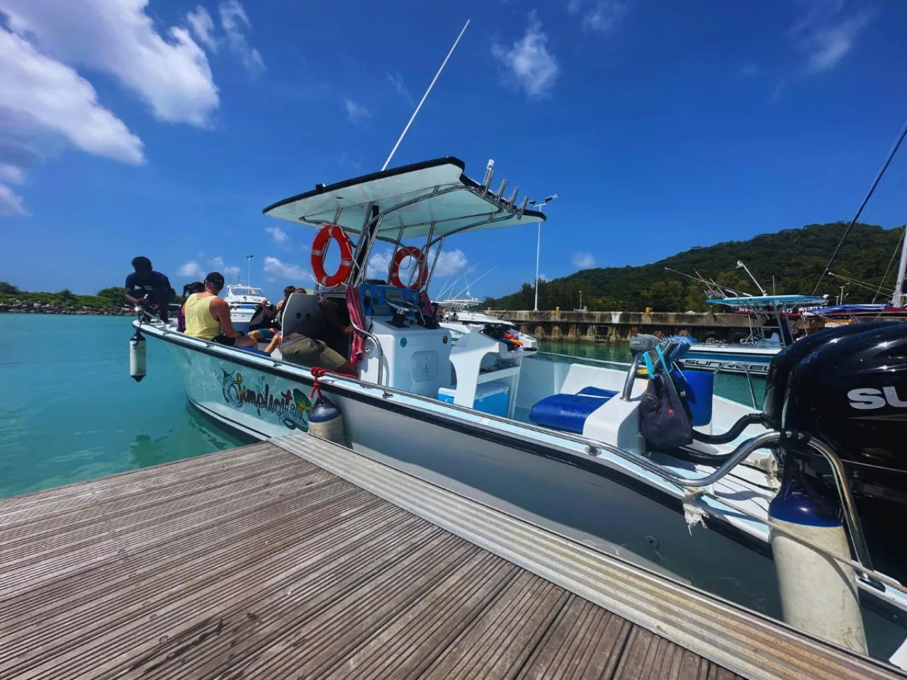 Transfert en bateau de Praslin à La Digue (aller simple) - min. 6 pers.
