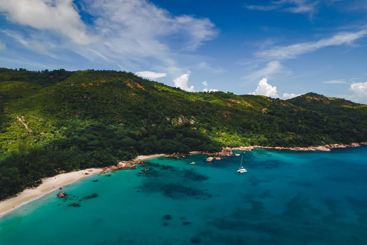 Tour di un'intero giorno alla Vallée de Mai e Anse Lazio dall'isola di La Digue