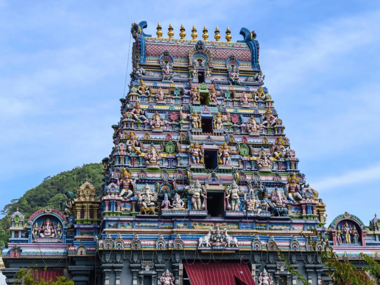 Private 8-Hour Mahe Island Tour: Victoria, Beaches & Top Spots