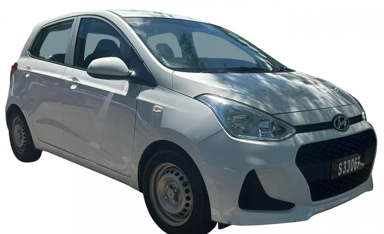 Autovermietung – 2 Tage – Insel Praslin – Schaltgetriebe