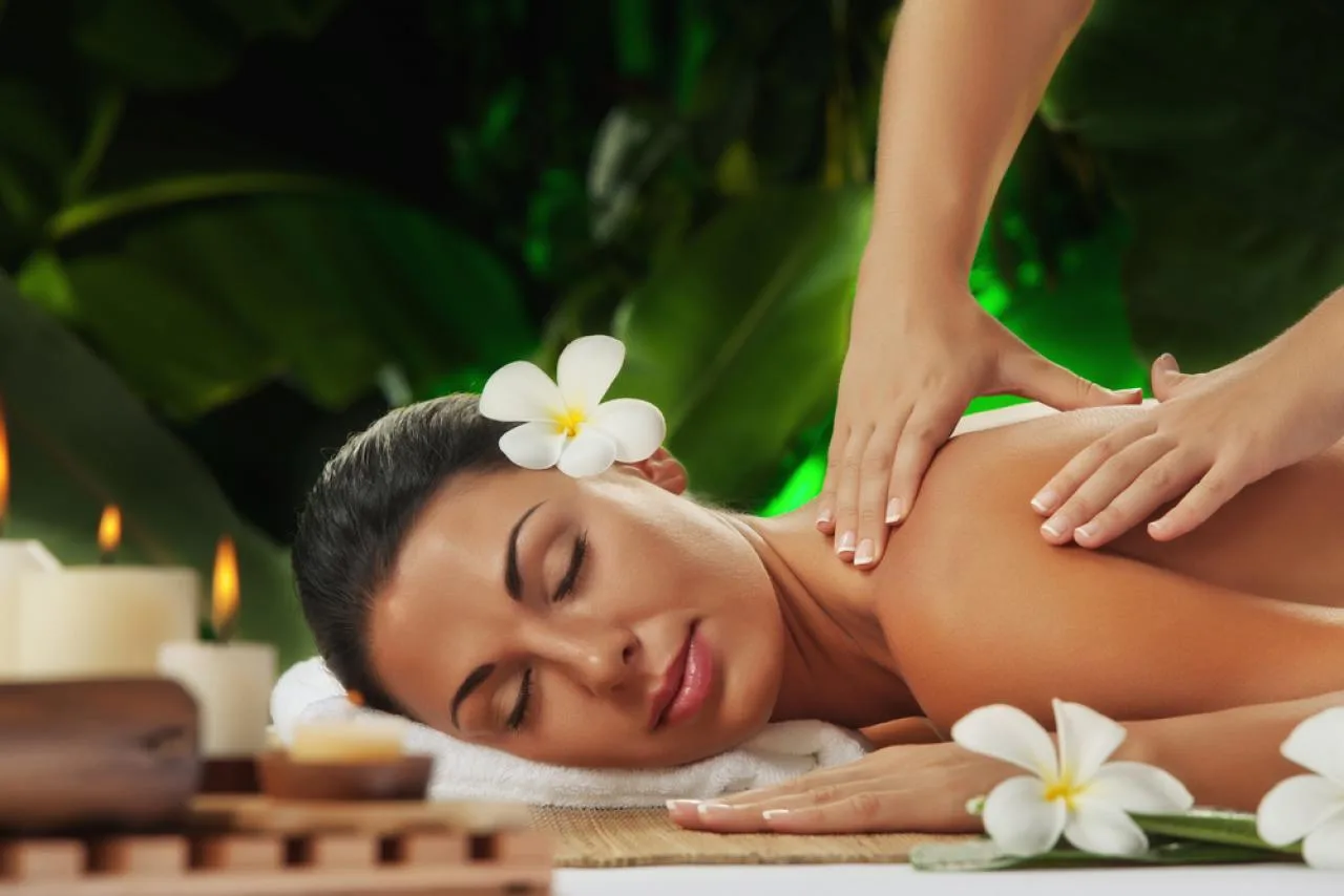 Relaxing Swedish Massage (60 min) - La Digue Island