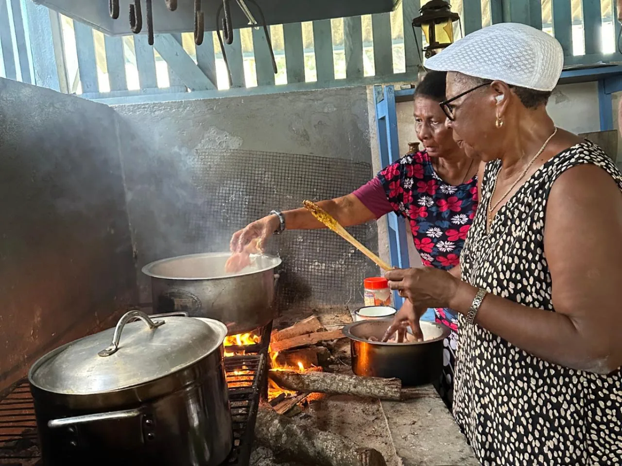 Private Half-Day Traditional Seychelles Cooking Class - group of 6 pax
