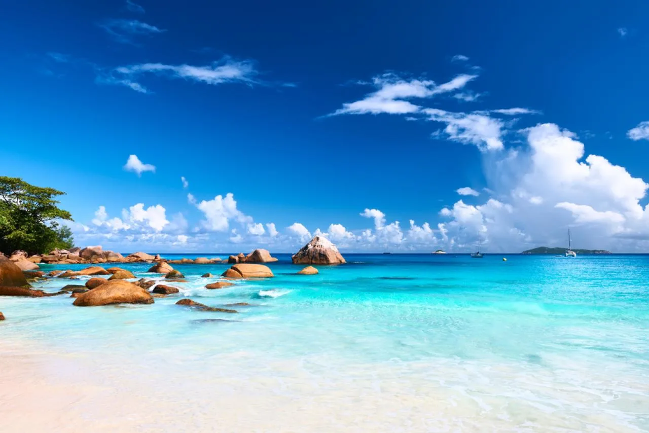 Full-Day Private Group (6+ pax) Praslin Island Tour