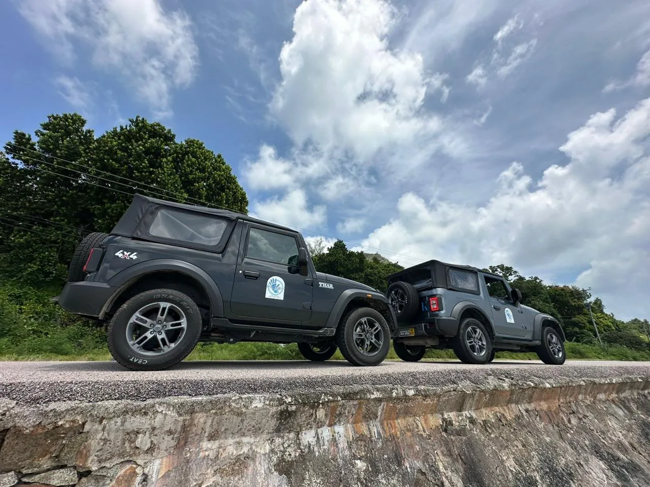 Mahindra Thar Convertible Automaat 7-Daagse Huur