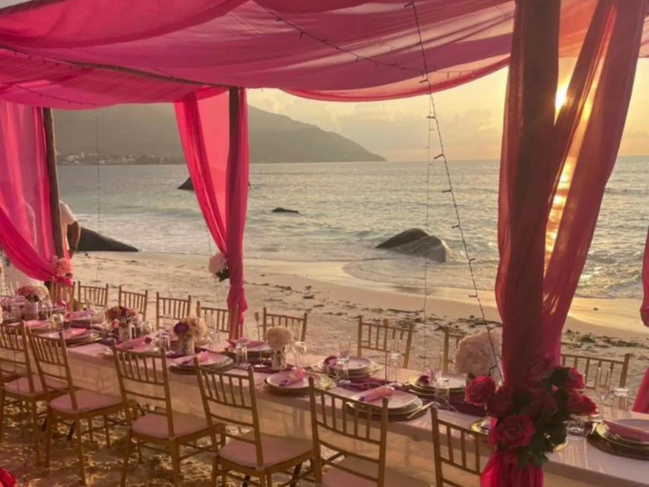 Buffet sur la plage : menu 3 plats avec poulet ou curry de poulpe, Mahé