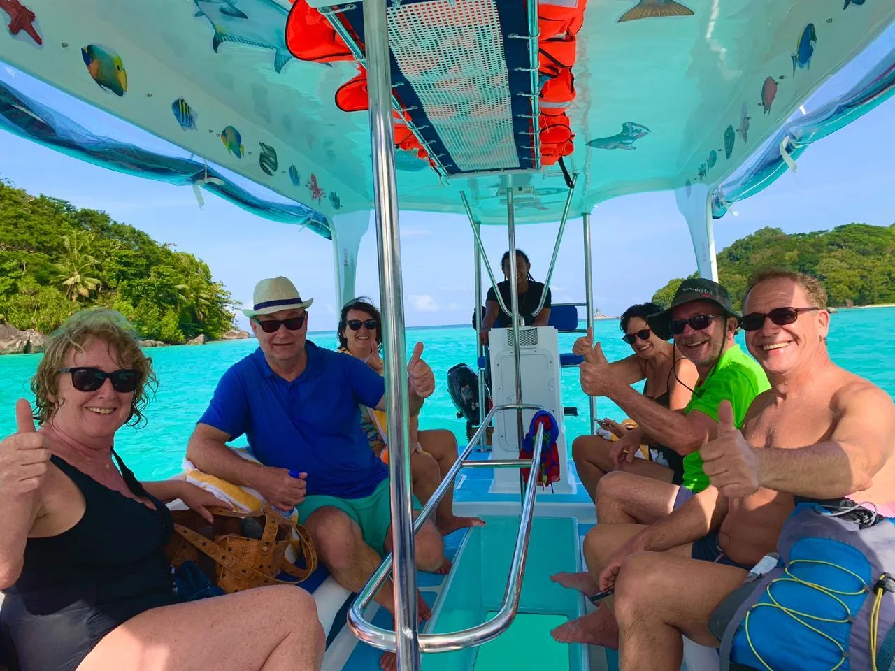 Prywatna wycieczka łodzią z przezroczystym dnem na wyspie Mahe – pół dnia, dla 2 osób