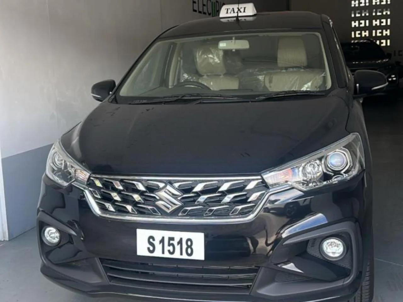 Transfer from West Area to Mahé Airport