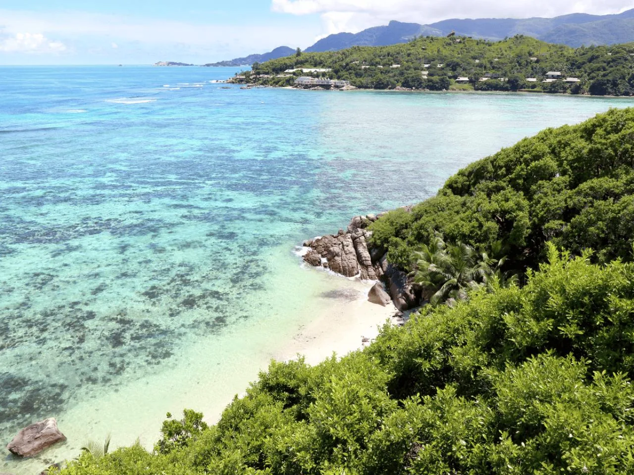 Privater Ganztages-Insel-Hopping-Ausflug nach Ile Moyenne