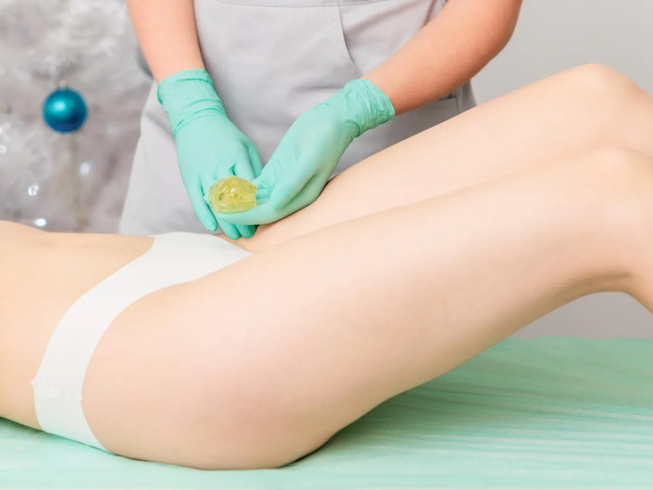 Depilação com Cera na Linha da Bikini em La Digue