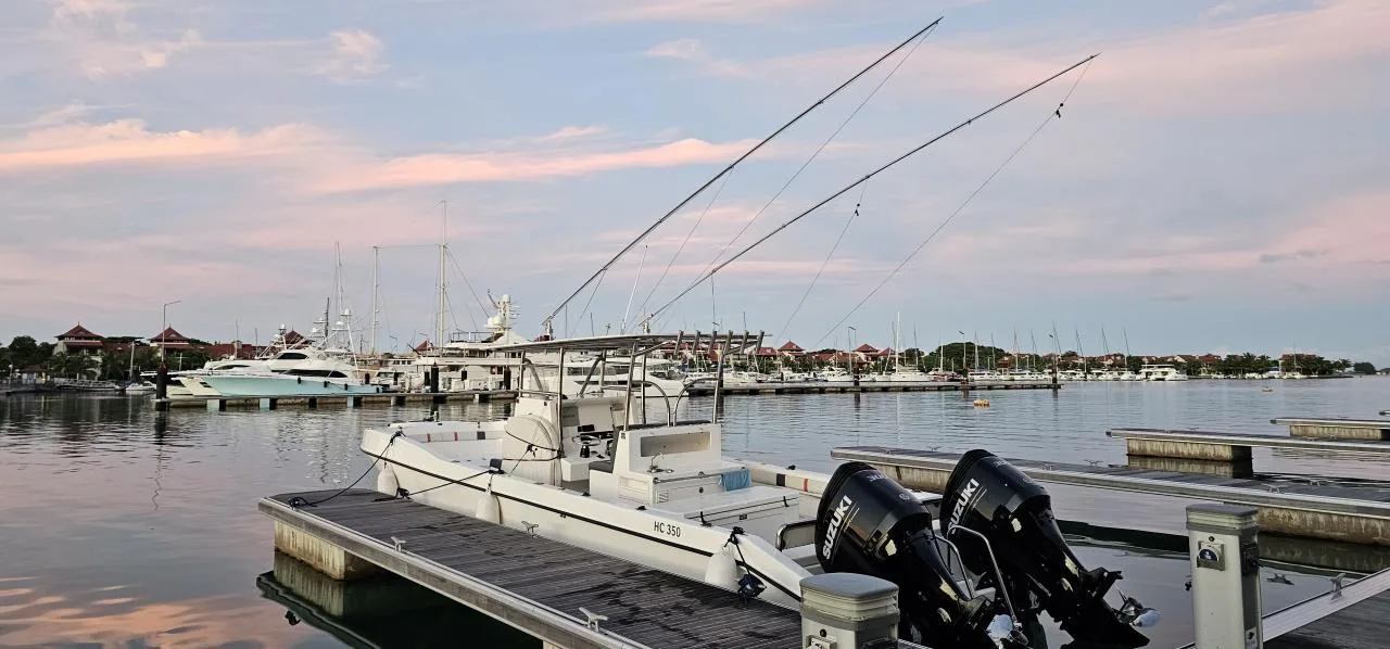 Excursion privée de pêche en haute mer d'une journée complète