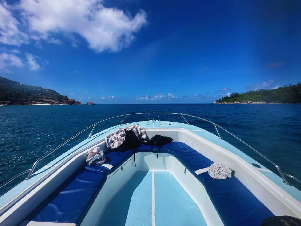 Private Bootstransfer von Praslin nach La Digue (2 Personen, einfache Fahrt)