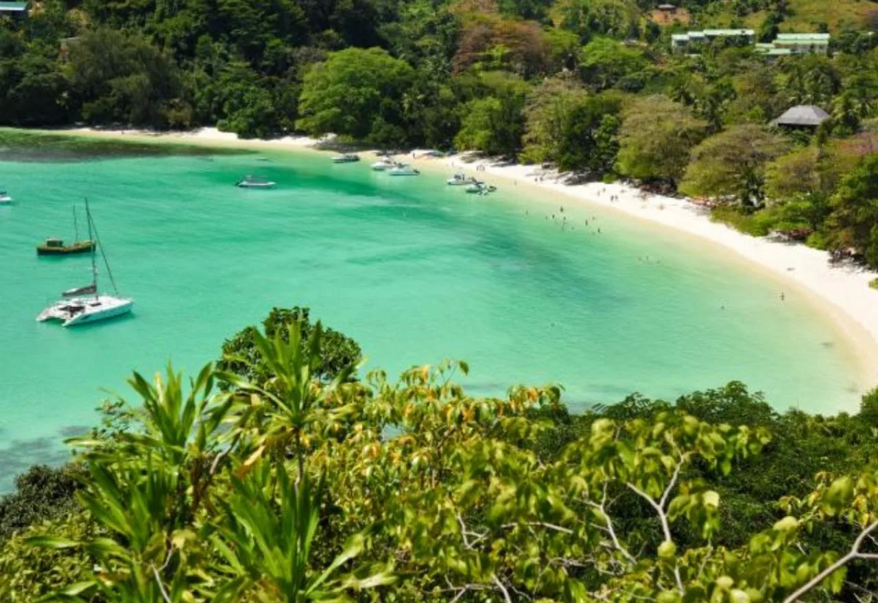 Ganztagestour nach Beau Vallon, Victoria, Sans Souci & Port Glaud