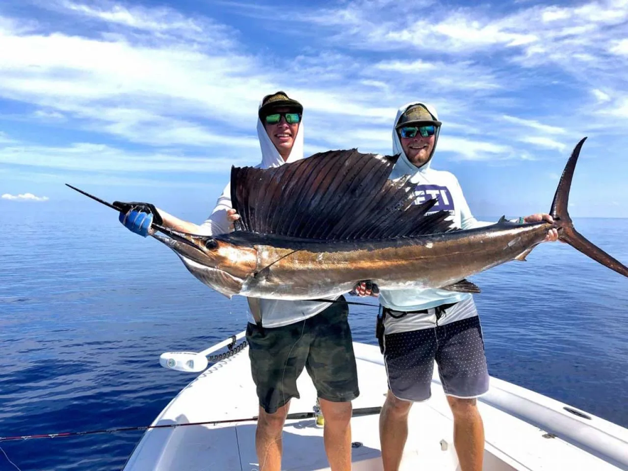 Dolphin Nemo | Charter di pesca sportiva Big Game — Giornata intera