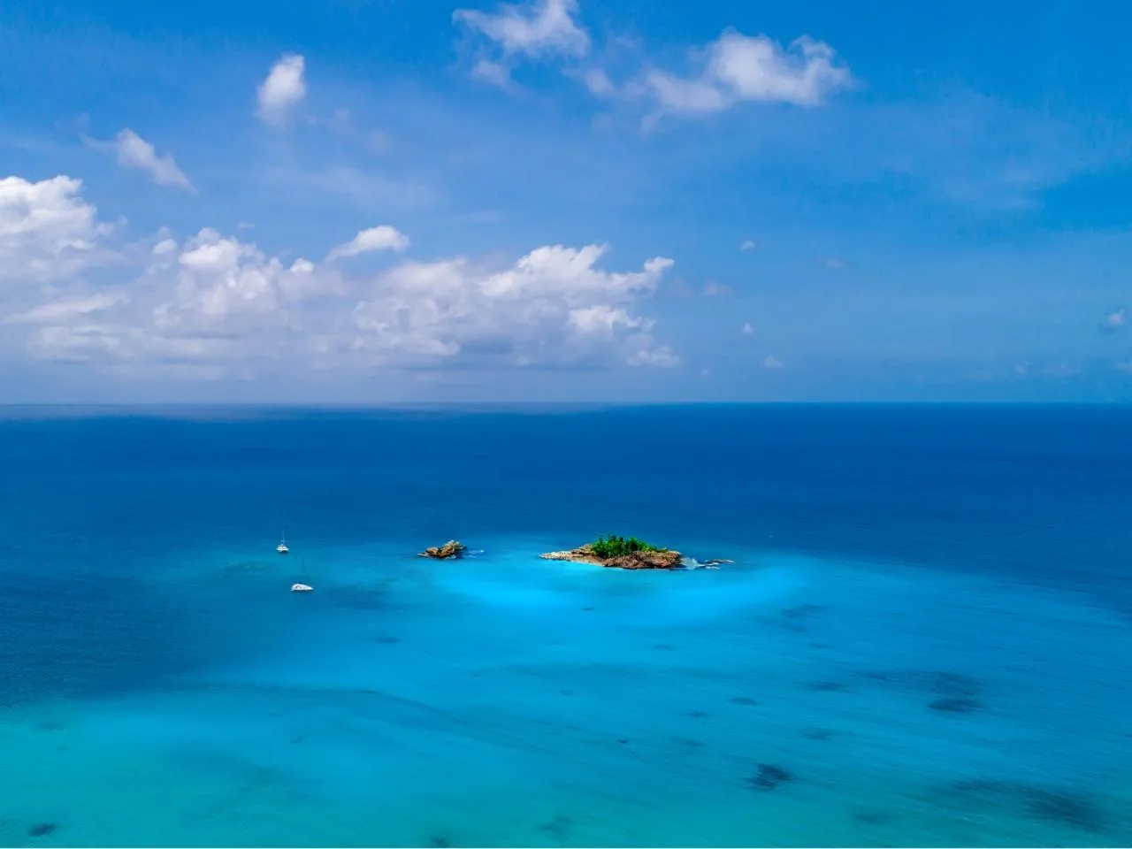 Full-day boat tour to Curieuse & St Pierre islands with BBQ