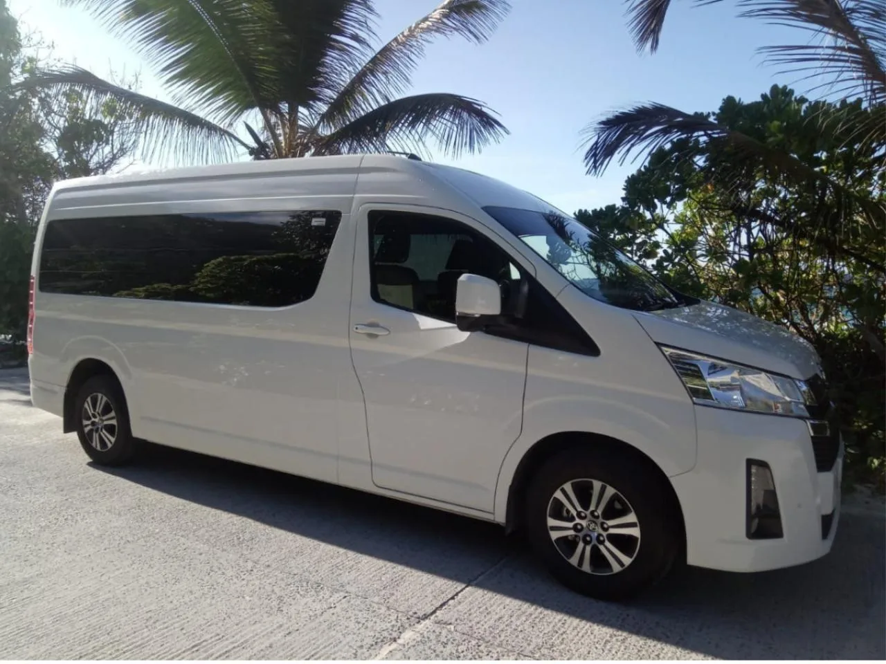 One-Way Jetty to/from Eastern Mahé Hotels Transfer