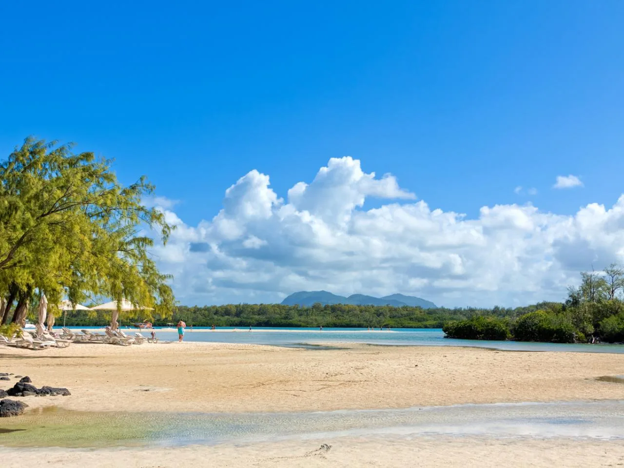 Ile Aux Cerfs Mauritius Catamaran Tour