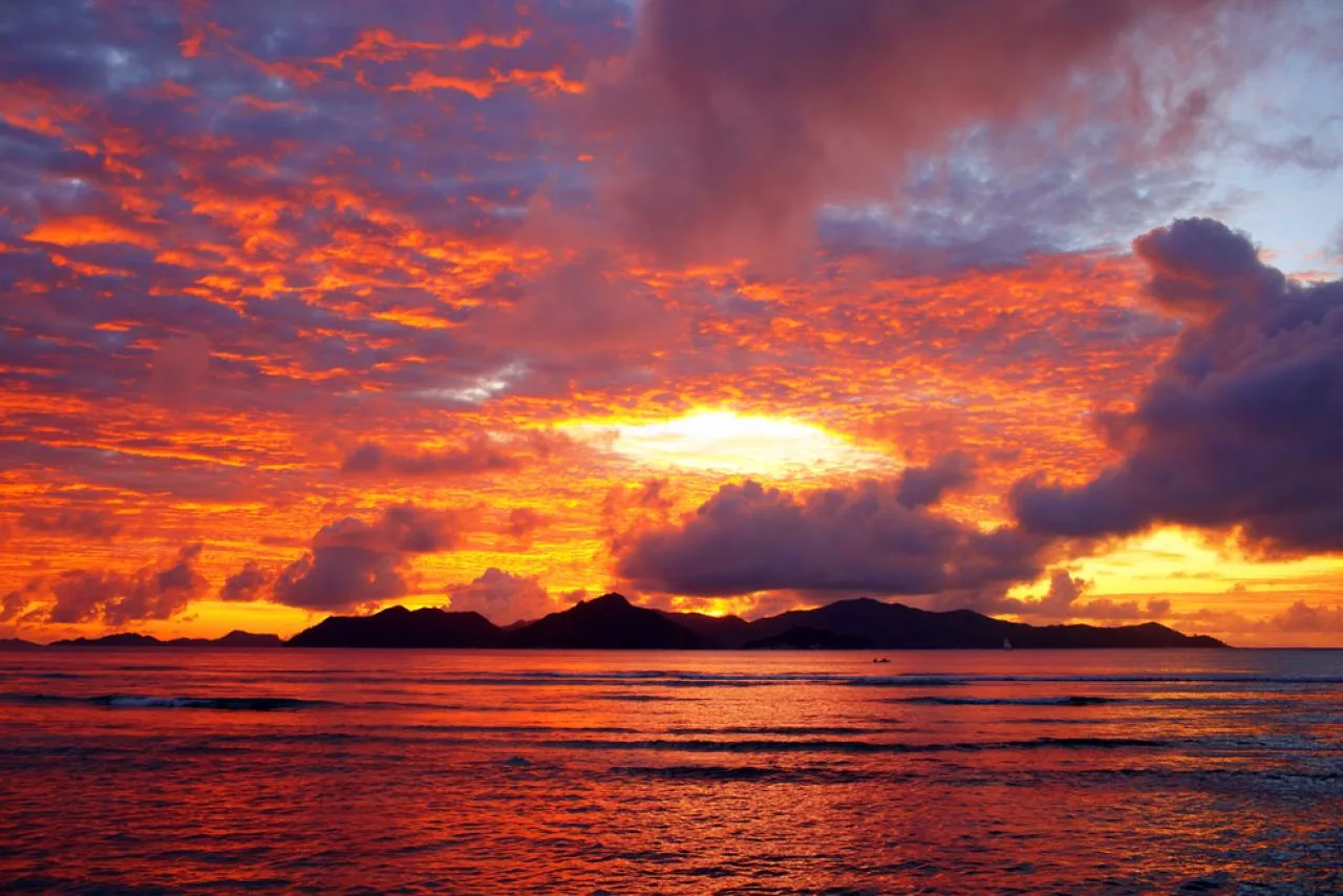 4-hour Mahe Island Night Tour
