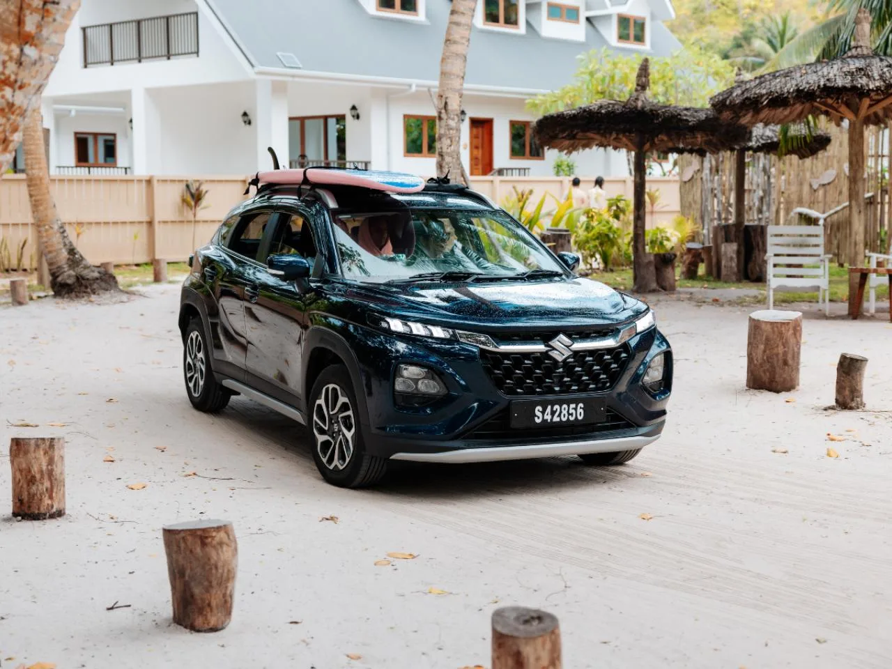 5-dniowy wynajem kompaktowego SUV-a na wyspie Praslin