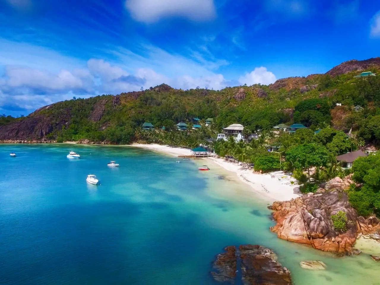 Full-Day Praslin Island Tour