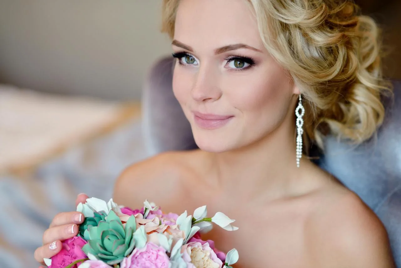 Maquillage de mariée pour votre mariage sur l'île de Mahé