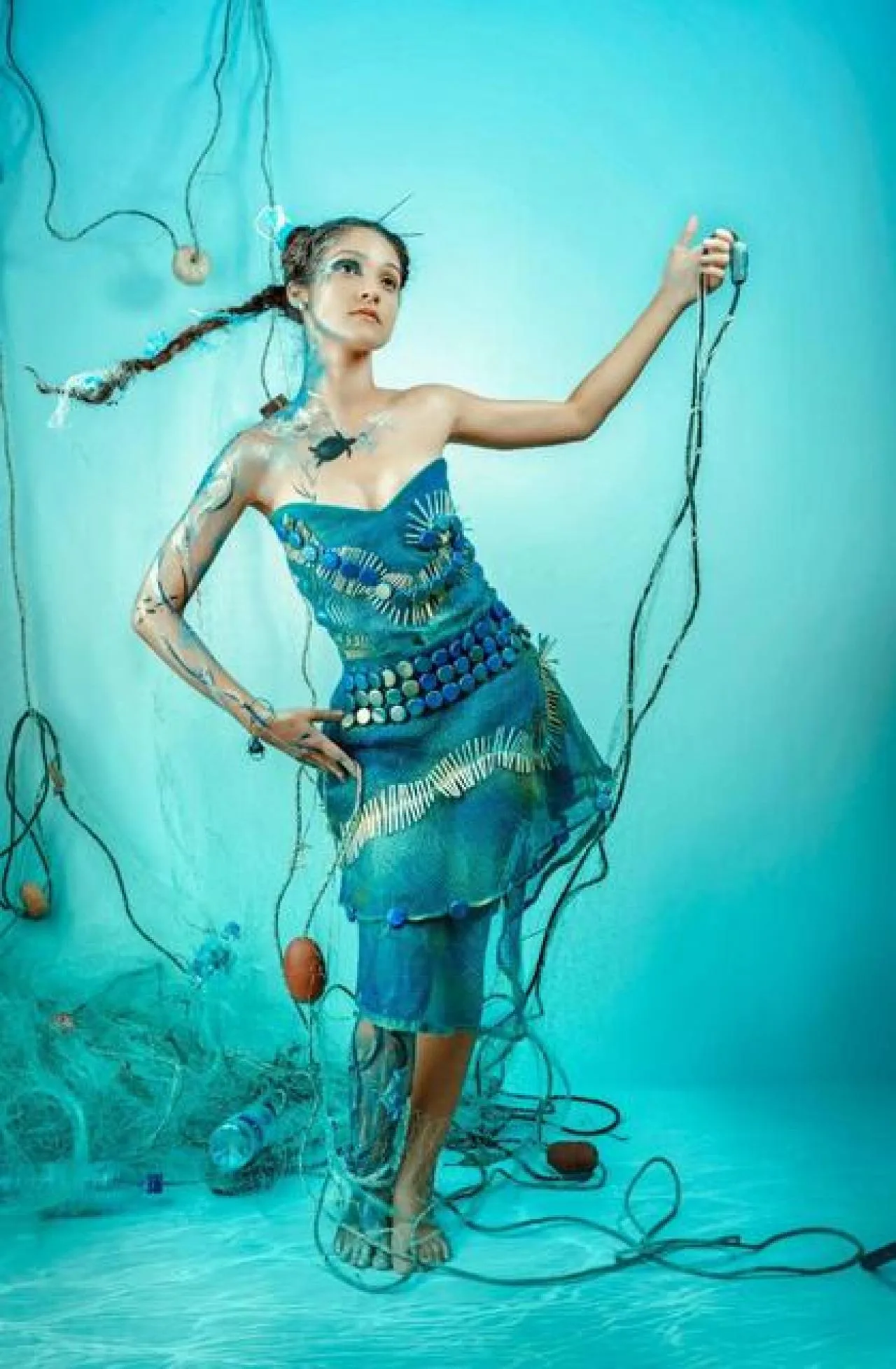 Transformez votre corps en œuvre d'art : peinture corporelle du torse et du ventre !