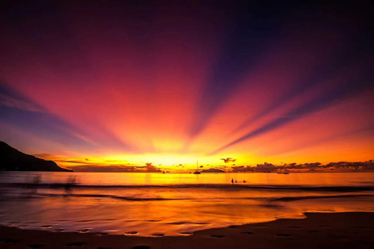 Sunset-Tour um die Insel La Digue